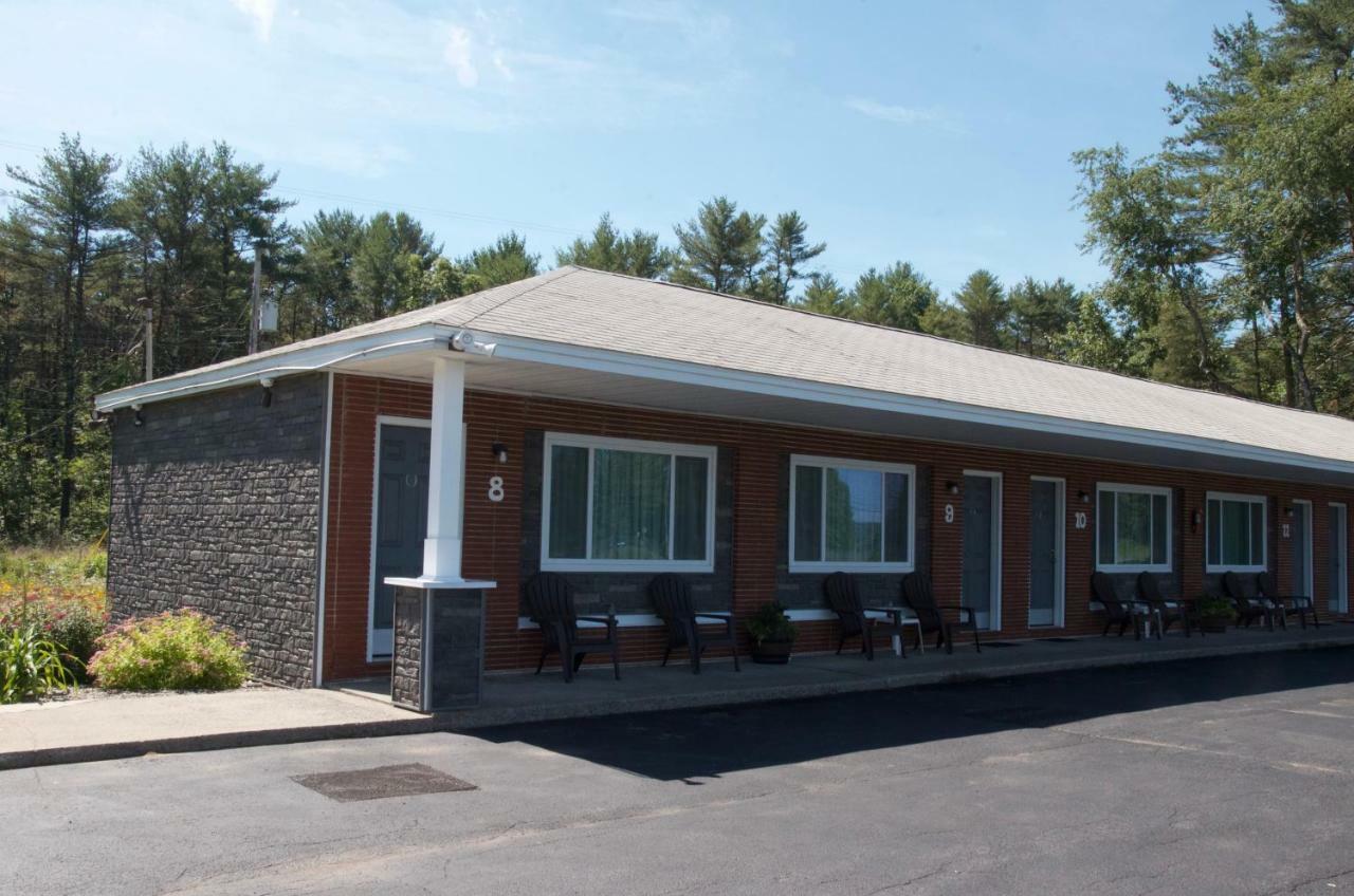 Sara Glen Motel - Saratoga Springs-Glens Falls ภายนอก รูปภาพ