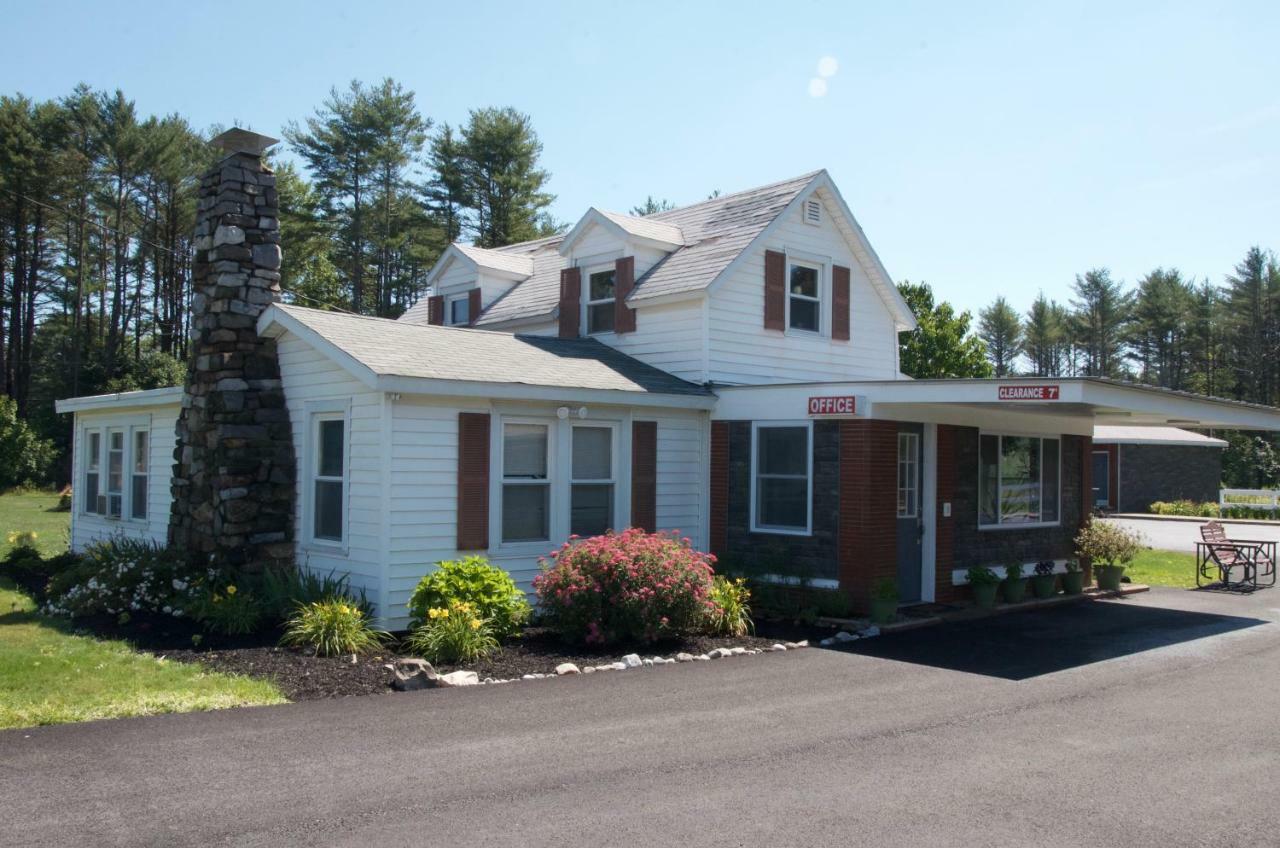 Sara Glen Motel - Saratoga Springs-Glens Falls ภายนอก รูปภาพ